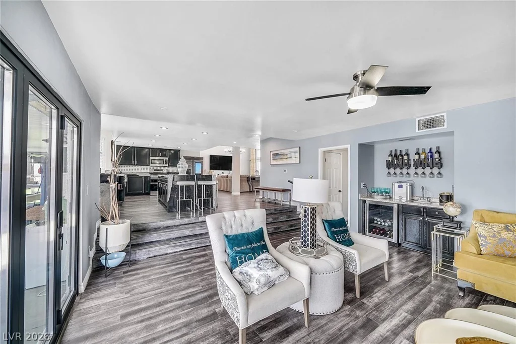 8765 Beluga, Las Vegas, NV 89117