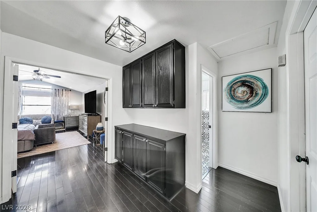 8765 Beluga, Las Vegas, NV 89117