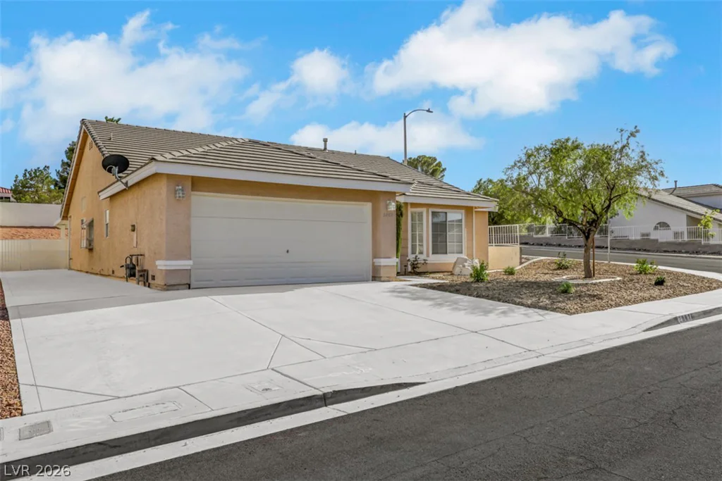 2087 Angel Falls, Henderson, NV 89074