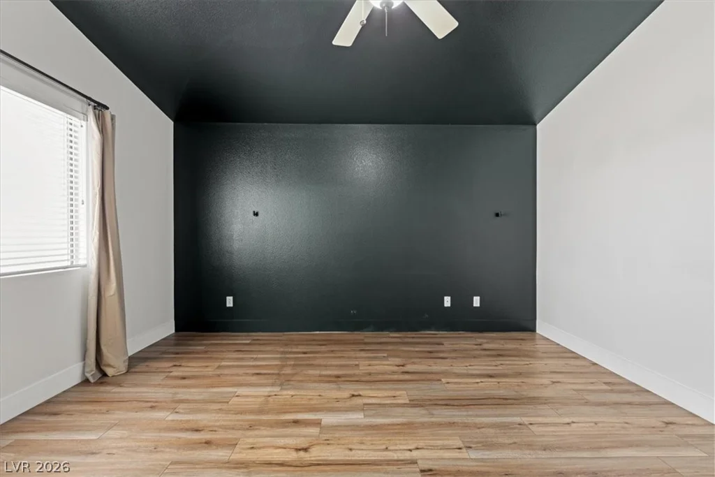 4905 Pounding Surf, Las Vegas, NV 89131