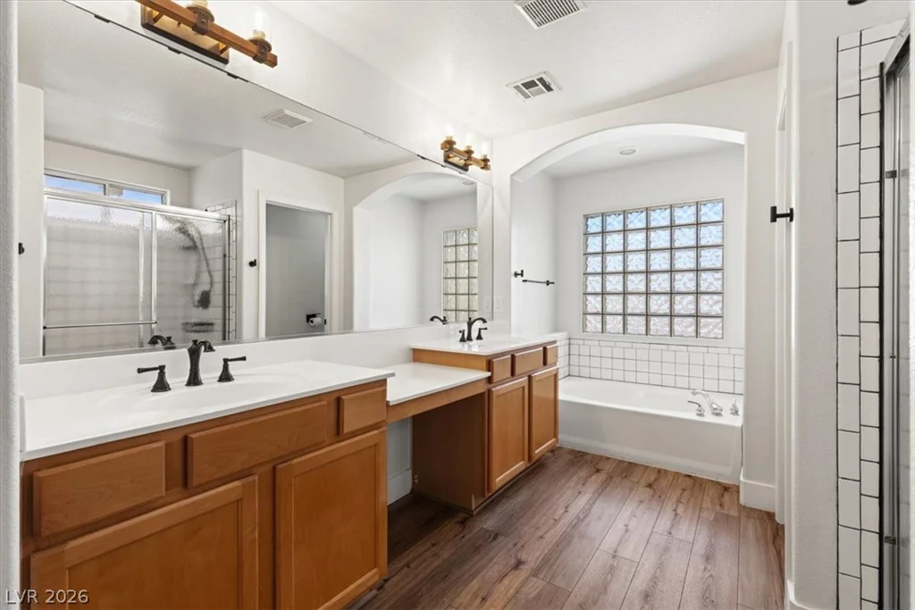 4905 Pounding Surf, Las Vegas, NV 89131