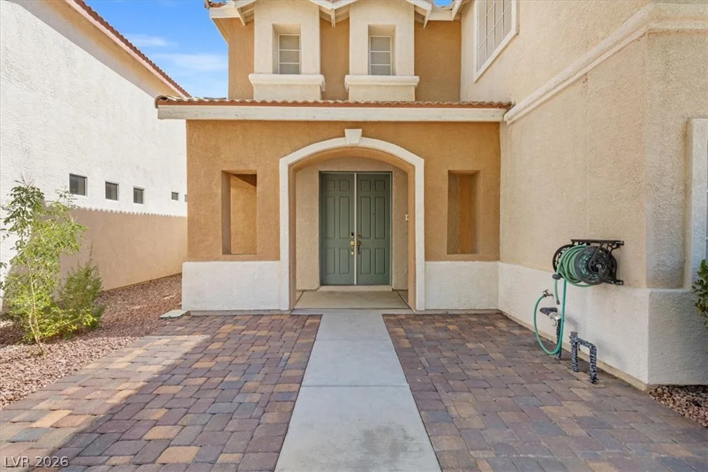 4905 Pounding Surf, Las Vegas, NV 89131