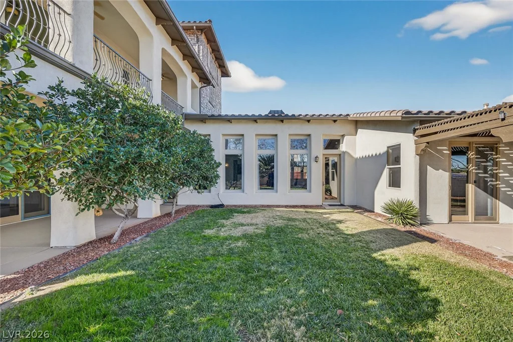 8480 Via De Bellasidra, Las Vegas, NV 89123