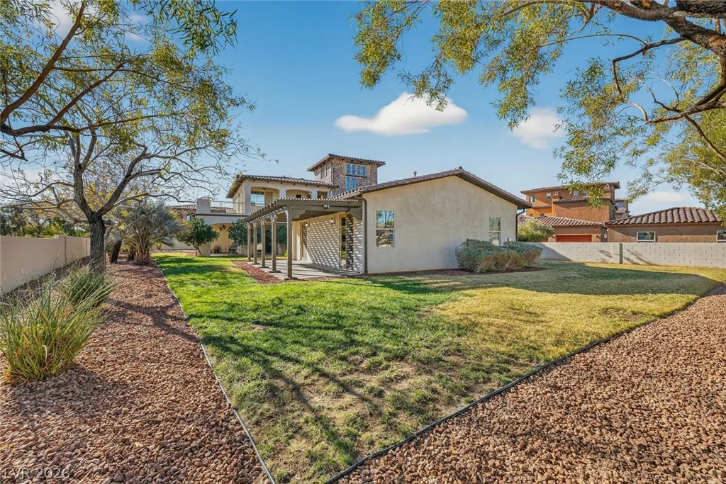 8480 Via De Bellasidra, Las Vegas, NV 89123