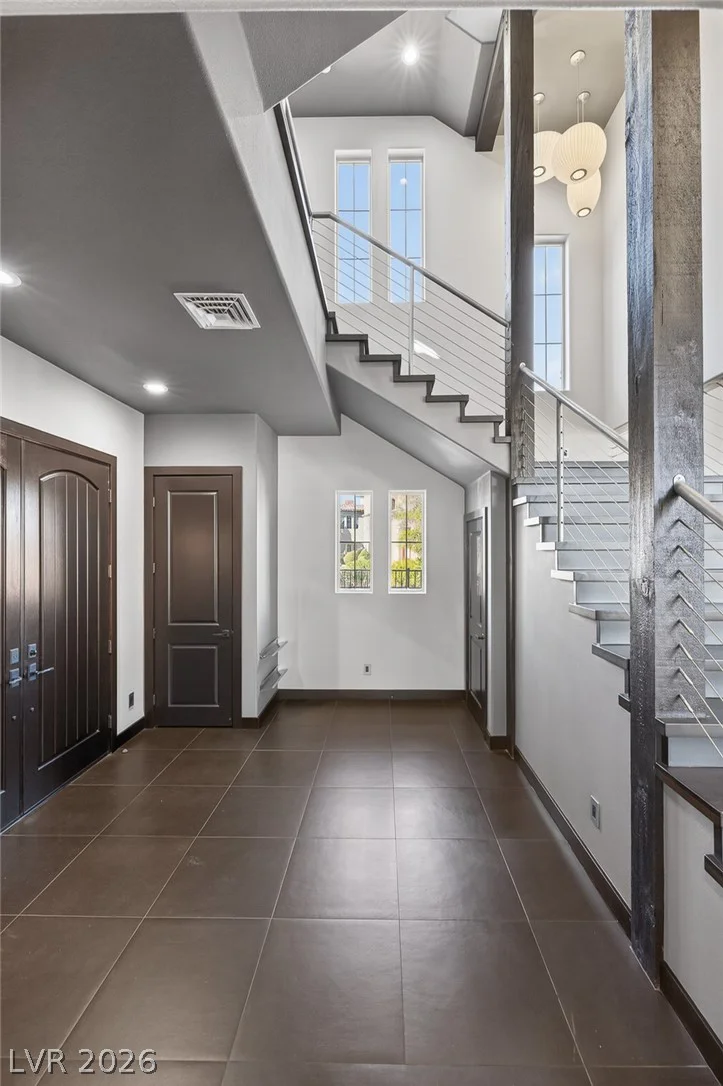 8480 Via De Bellasidra, Las Vegas, NV 89123