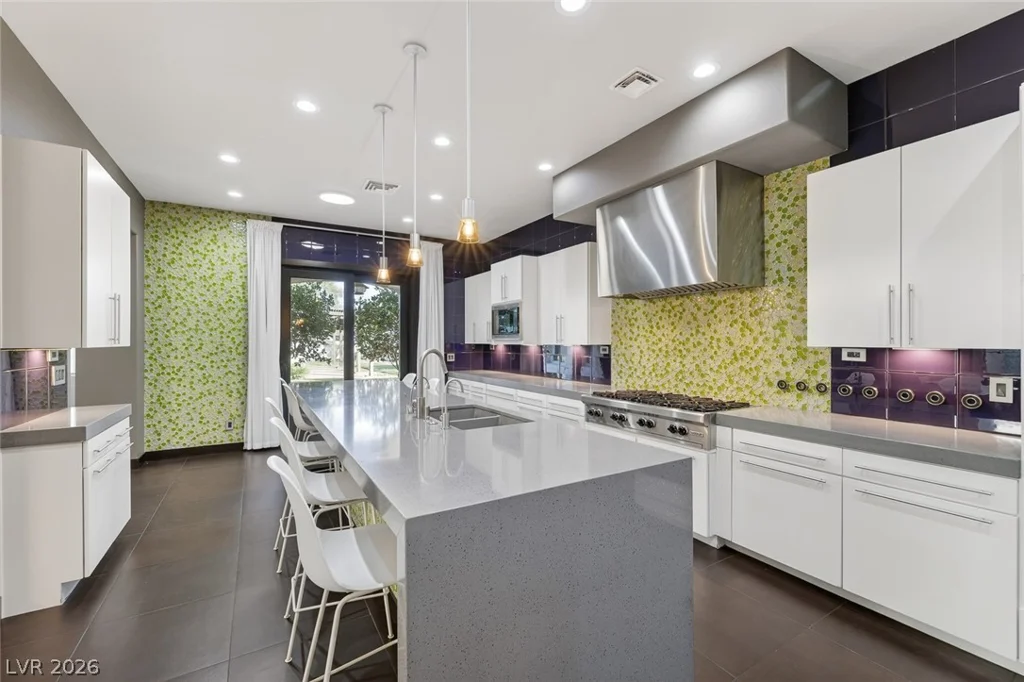 8480 Via De Bellasidra, Las Vegas, NV 89123