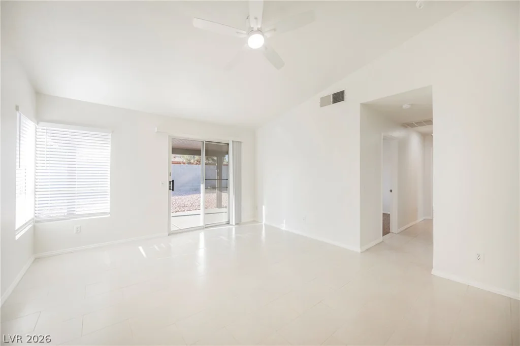 4512 Blue Magic, North Las Vegas, NV 89031