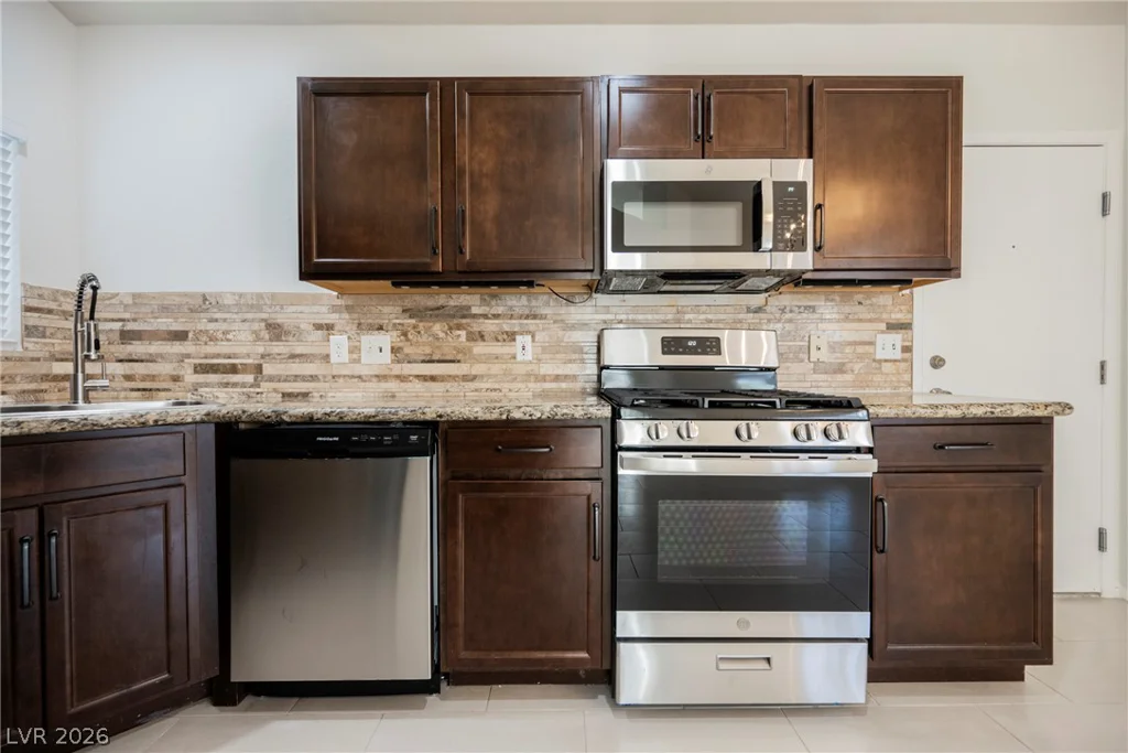 4512 Blue Magic, North Las Vegas, NV 89031
