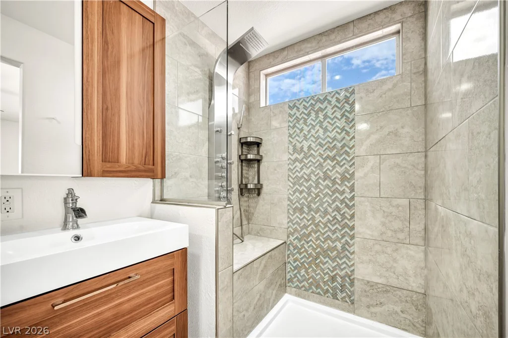 8616 MAJESTIC PINE, Las Vegas, NV 89143