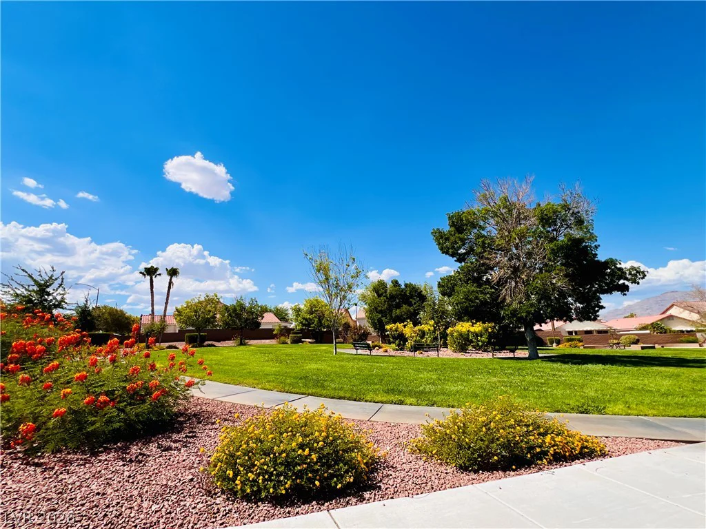 8616 MAJESTIC PINE, Las Vegas, NV 89143