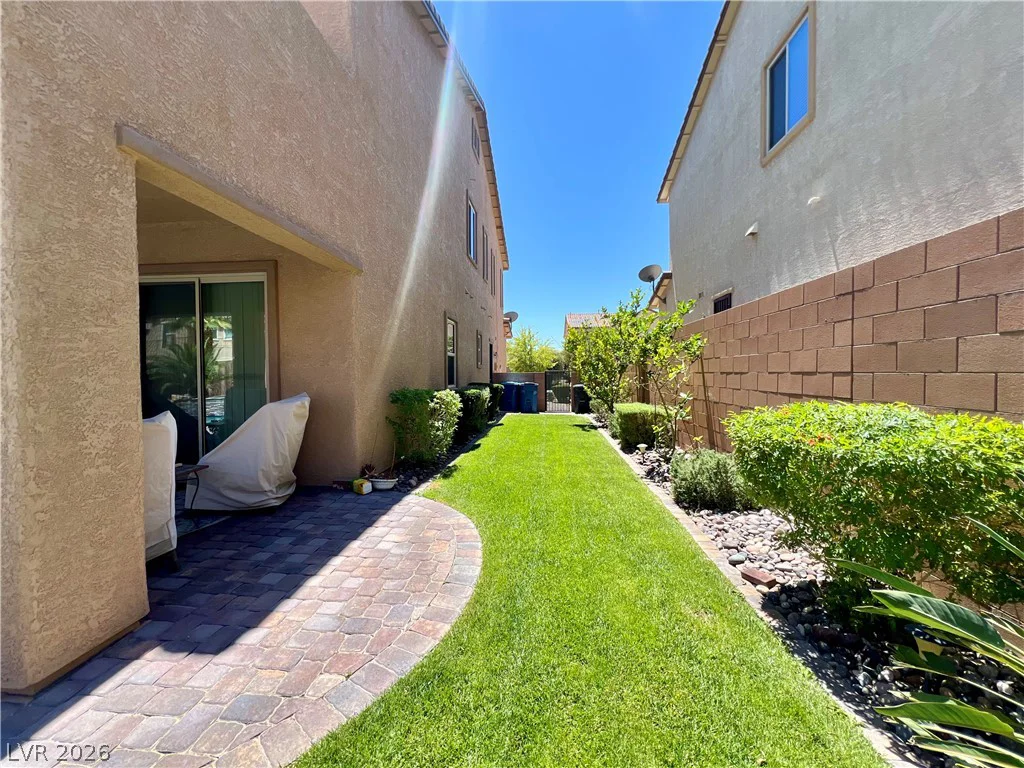 9724 University Ridge, Las Vegas, NV 89149