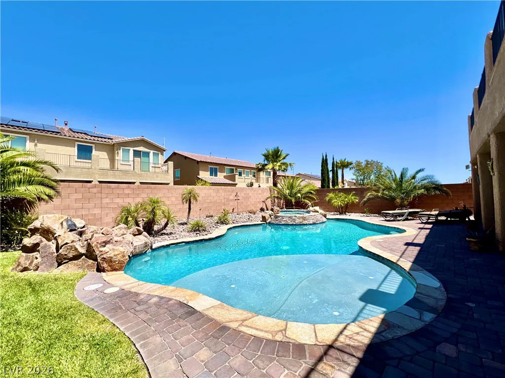 9724 University Ridge, Las Vegas, NV 89149