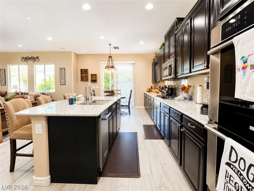 9724 University Ridge, Las Vegas, NV 89149