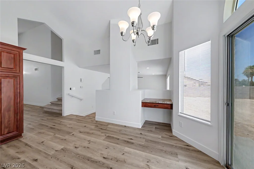 757 Canyon Crest, Las Vegas, NV 89123