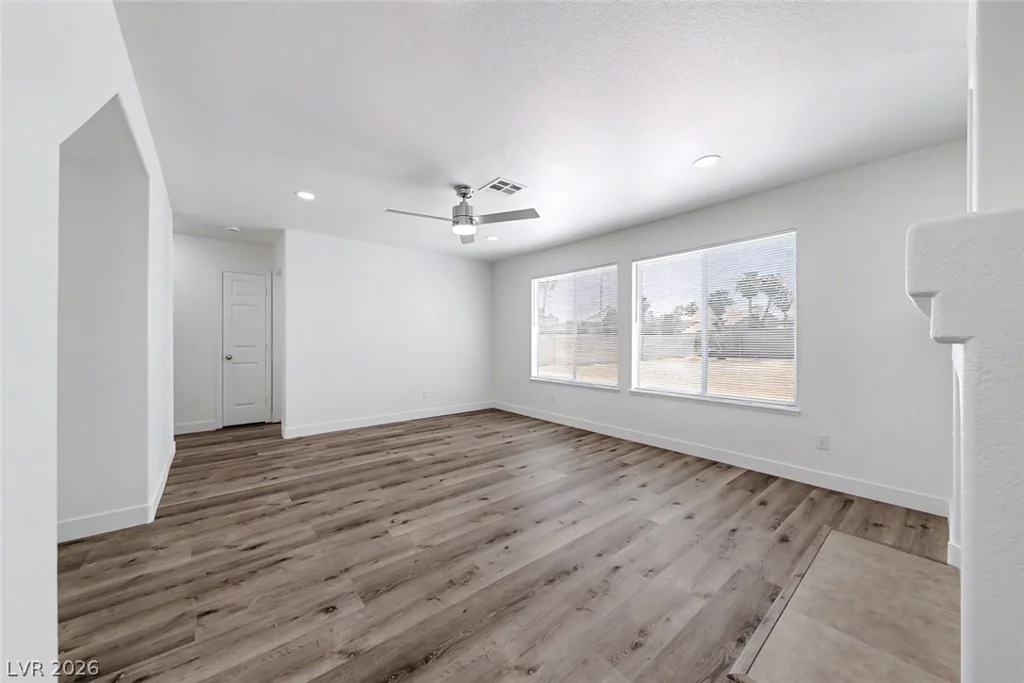 757 Canyon Crest, Las Vegas, NV 89123