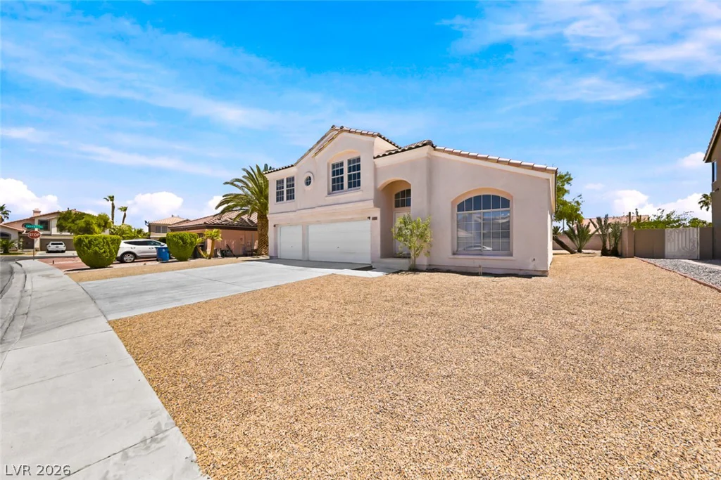 757 Canyon Crest, Las Vegas, NV 89123
