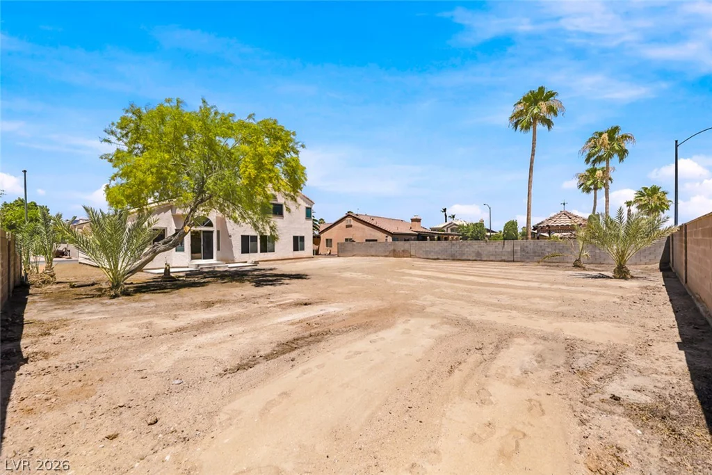 757 Canyon Crest, Las Vegas, NV 89123