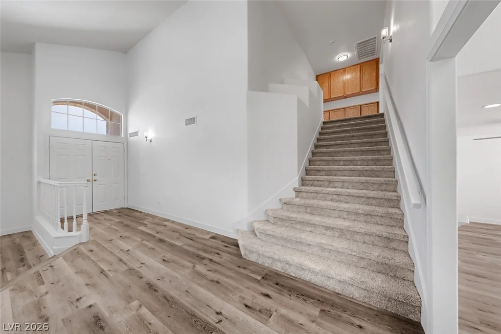 757 Canyon Crest, Las Vegas, NV 89123