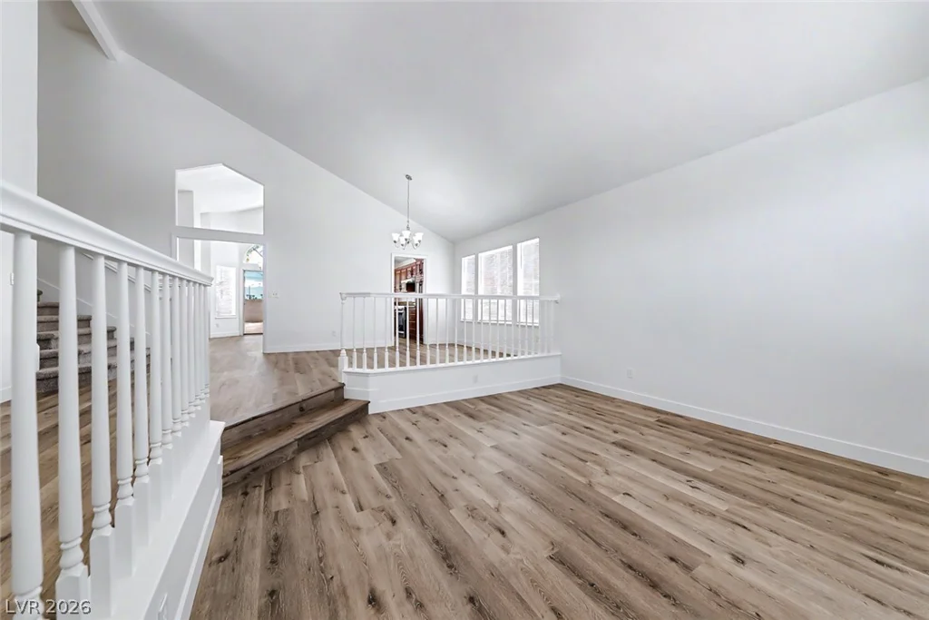 757 Canyon Crest, Las Vegas, NV 89123