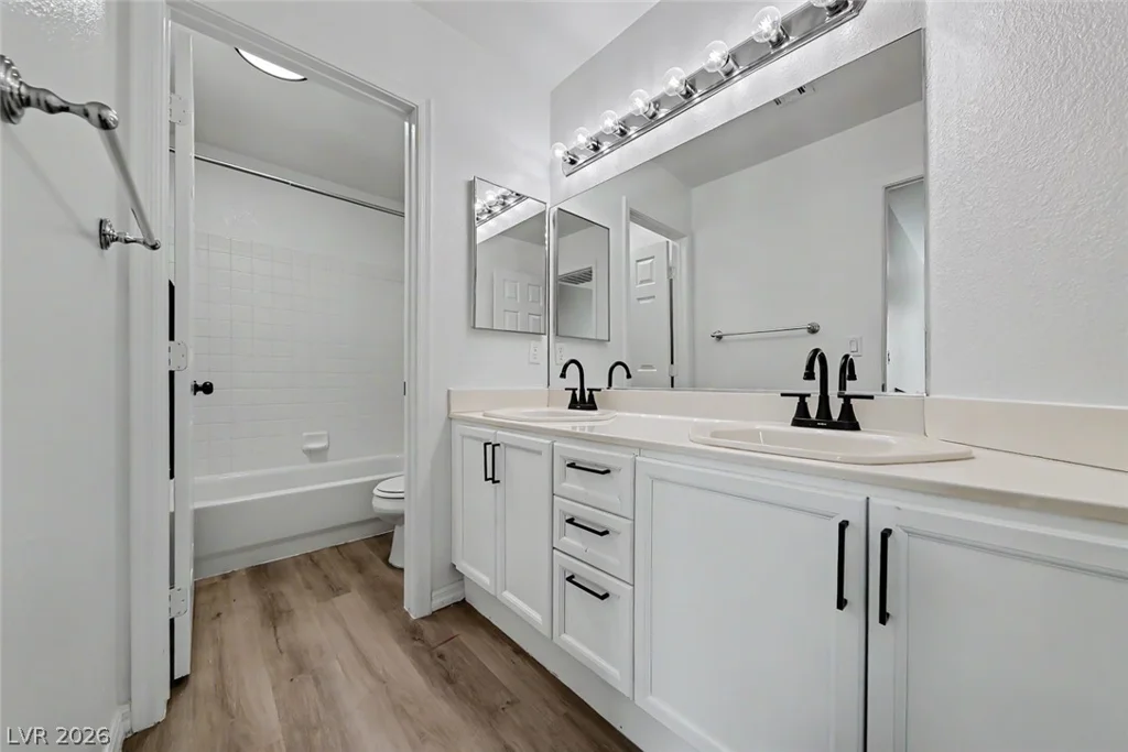 3540 Tuscany Village, Las Vegas, NV 89129