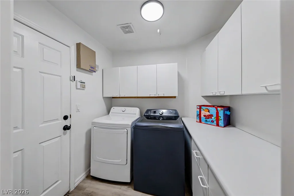 3540 Tuscany Village, Las Vegas, NV 89129
