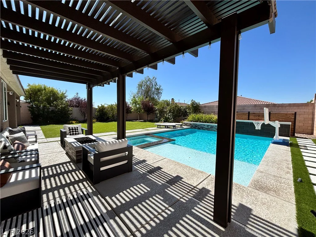 7997 Maddingley, Las Vegas, NV 89117