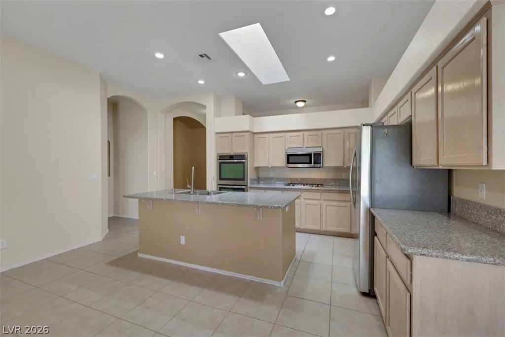 10412 FALLS CHURCH, Las Vegas, NV 89144