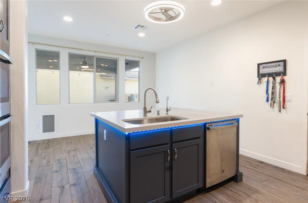 920 Sunset, Henderson, NV 89011