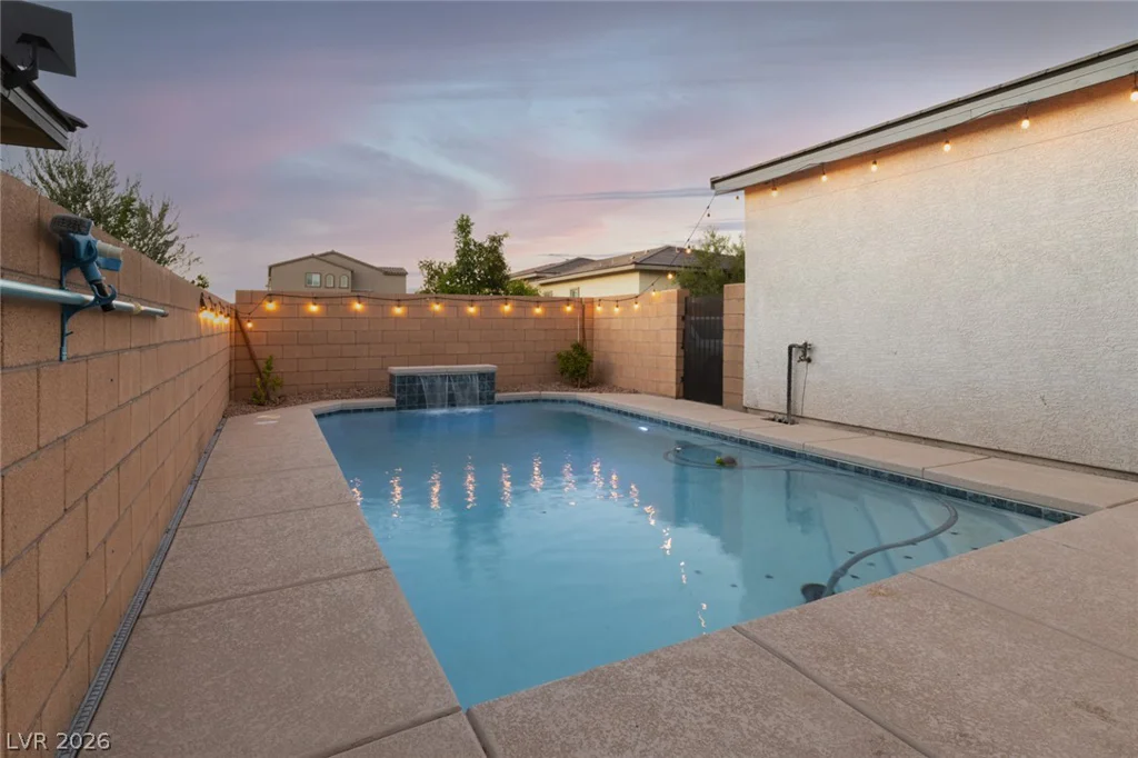 920 Sunset, Henderson, NV 89011