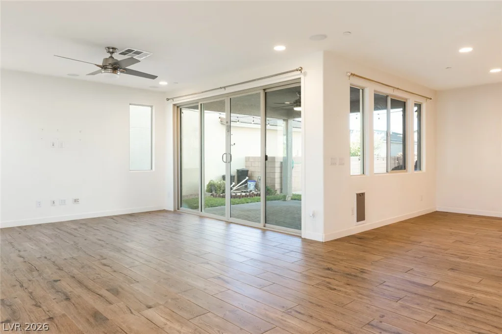 920 Sunset, Henderson, NV 89011