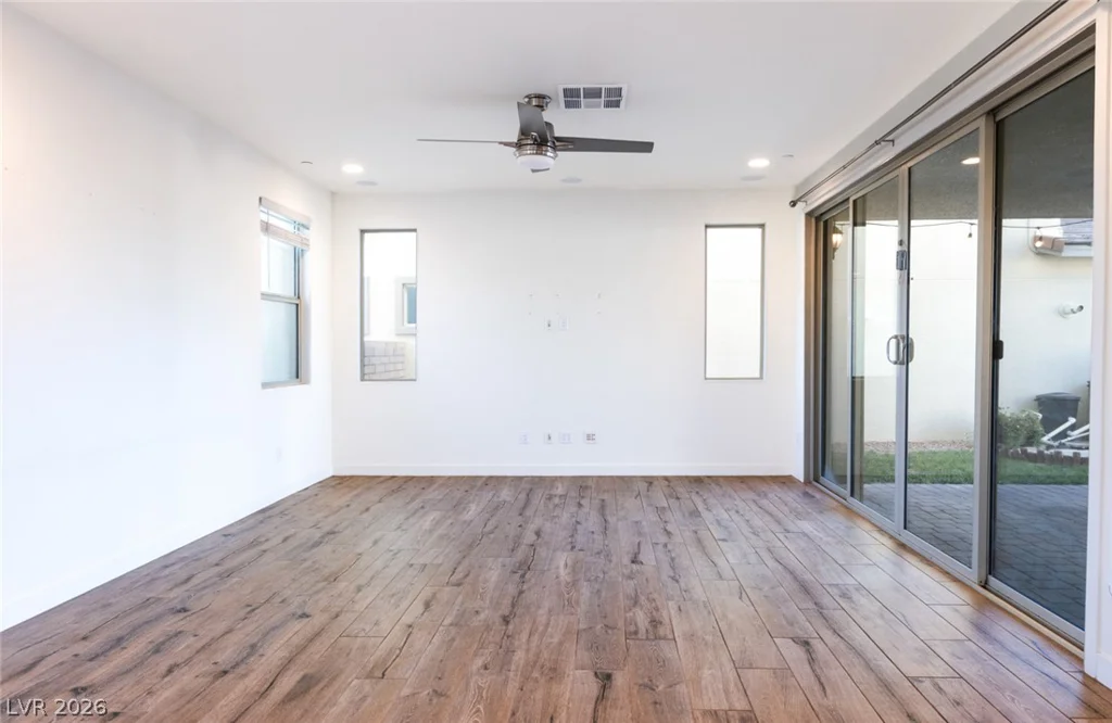 920 Sunset, Henderson, NV 89011