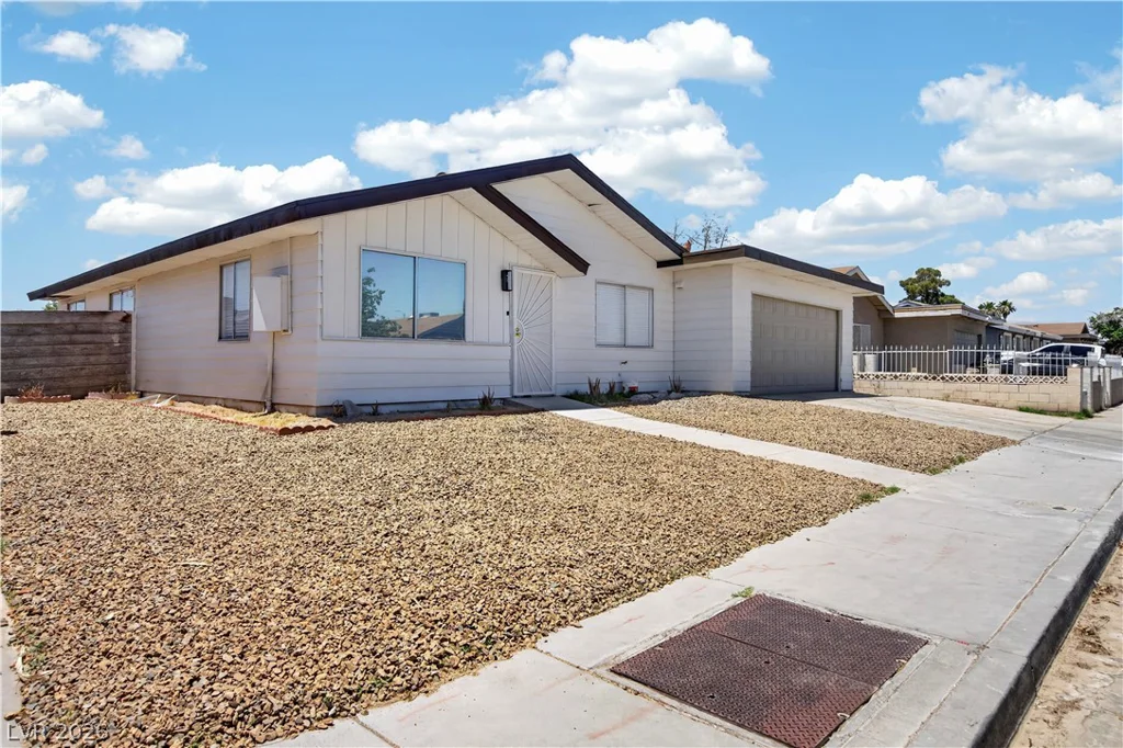 4193 Paramount, Las Vegas, NV 89115