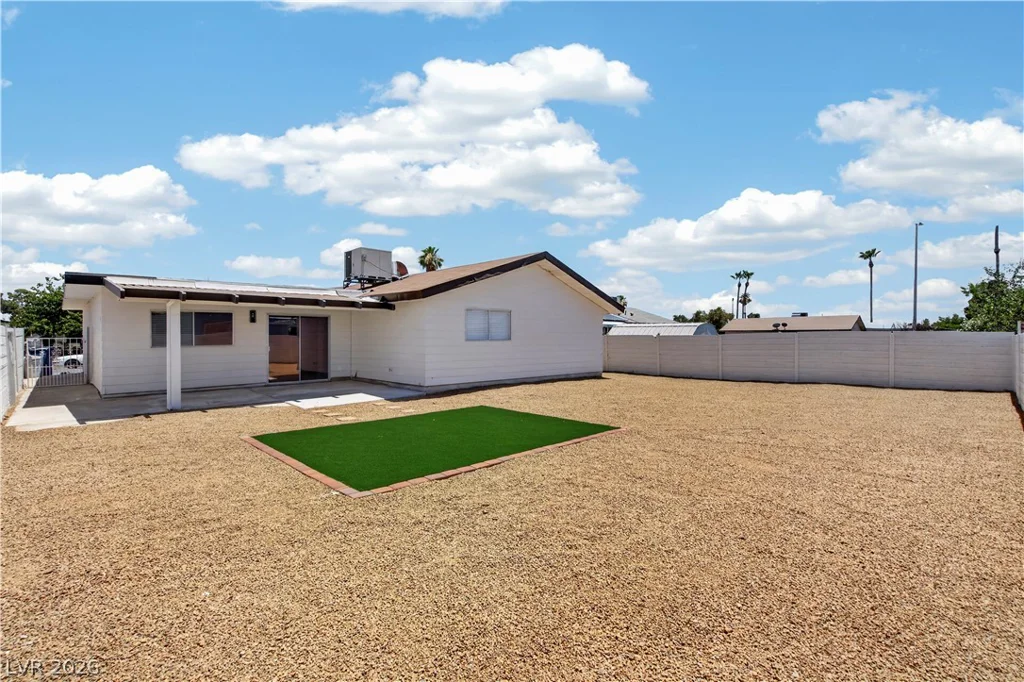 4193 Paramount, Las Vegas, NV 89115