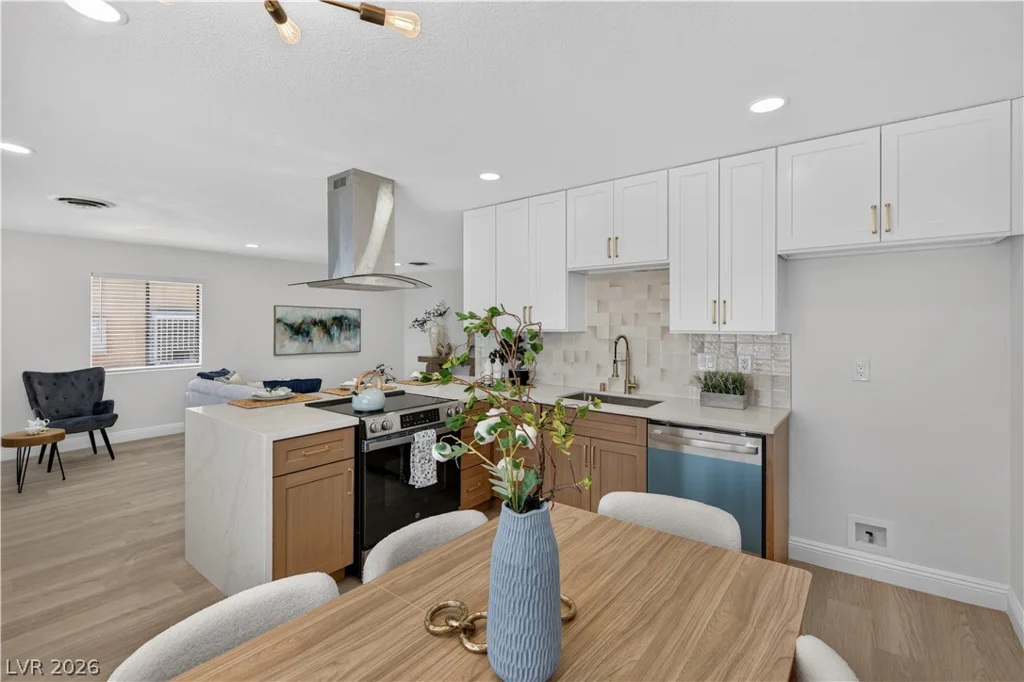 4193 Paramount, Las Vegas, NV 89115