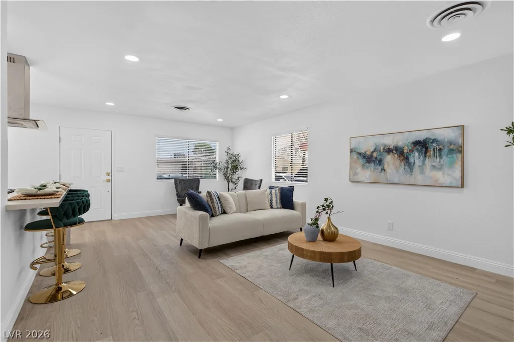 4193 Paramount, Las Vegas, NV 89115