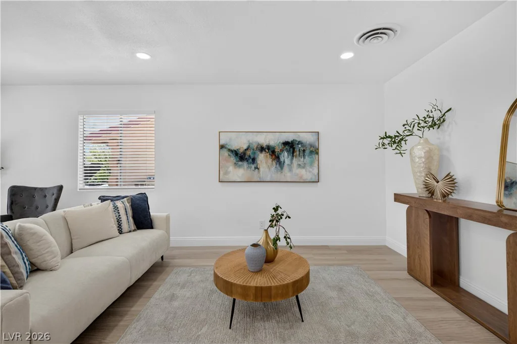 4193 Paramount, Las Vegas, NV 89115