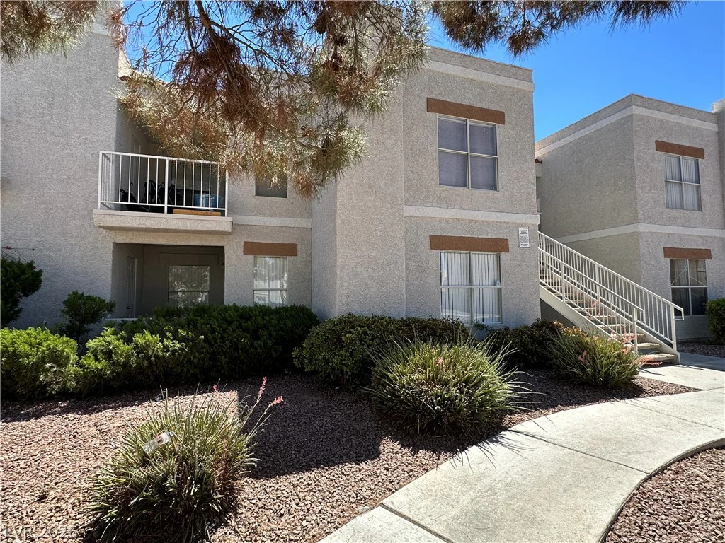 6800 Lake Mead, Las Vegas, NV 89156