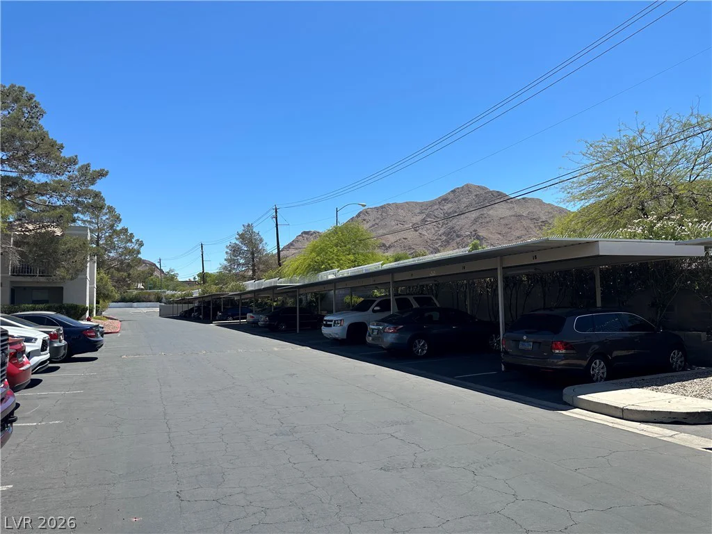 6800 Lake Mead, Las Vegas, NV 89156