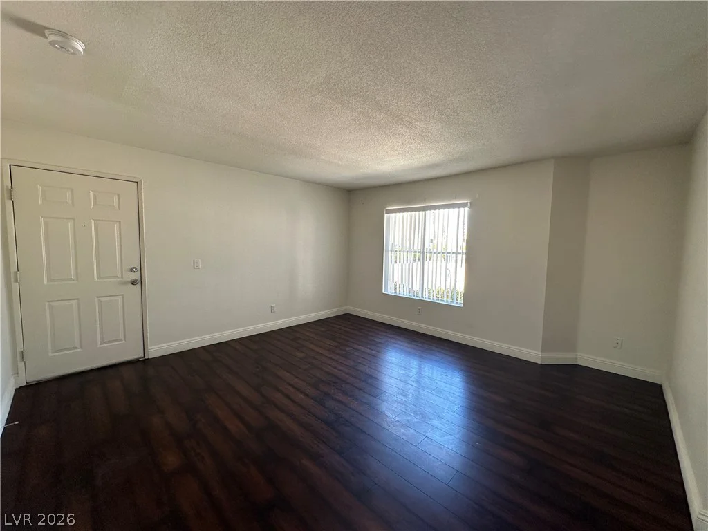 6800 Lake Mead, Las Vegas, NV 89156