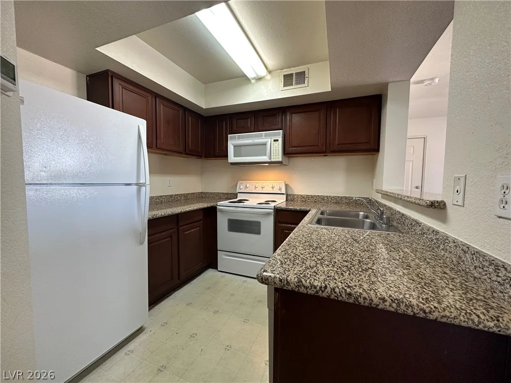 6800 Lake Mead, Las Vegas, NV 89156