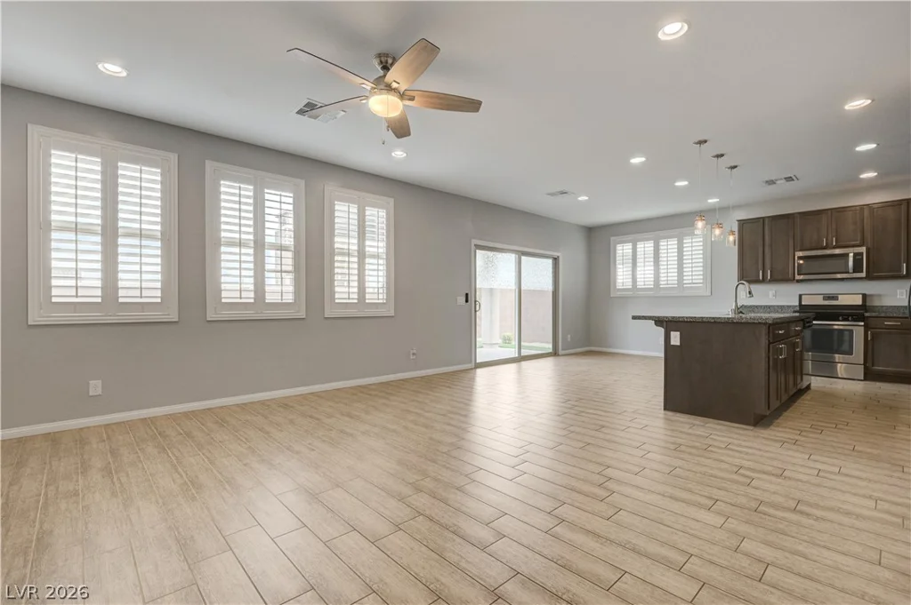 6844 Pivot Point, Las Vegas, NV 89148