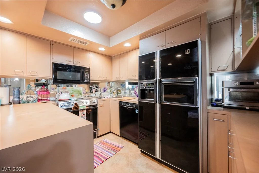 3823 Sinclair, Las Vegas, NV 89121