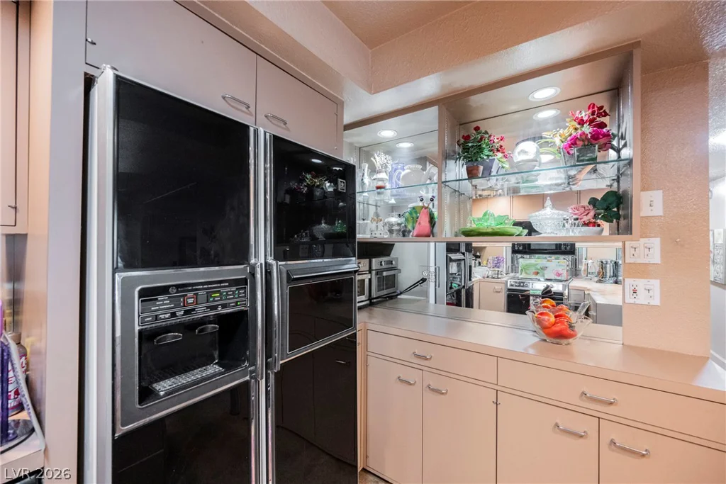 3823 Sinclair, Las Vegas, NV 89121