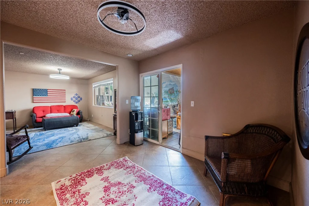 3823 Sinclair, Las Vegas, NV 89121