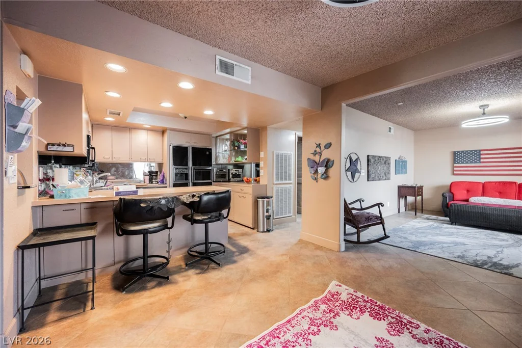 3823 Sinclair, Las Vegas, NV 89121