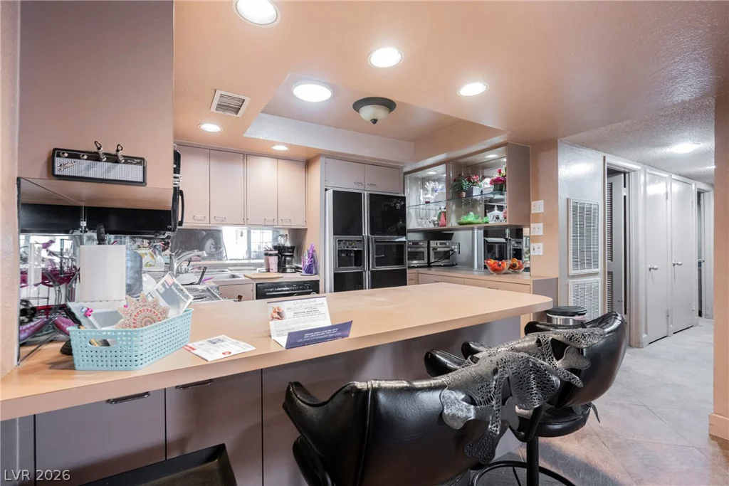 3823 Sinclair, Las Vegas, NV 89121