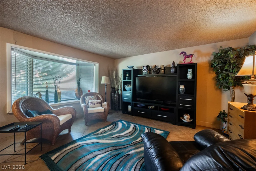 3823 Sinclair, Las Vegas, NV 89121
