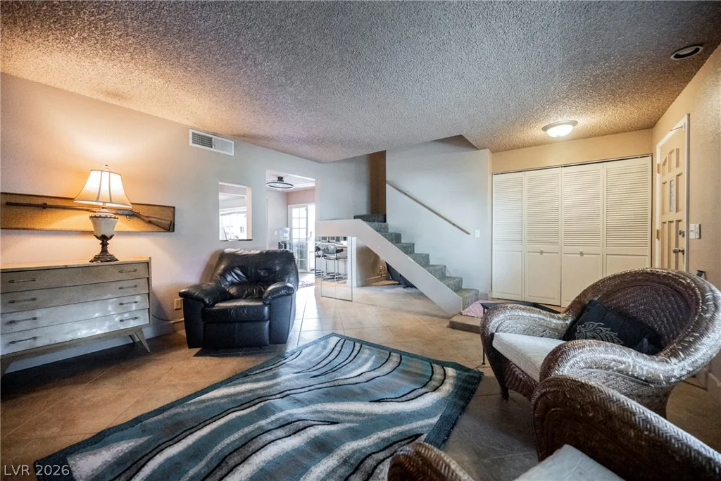 3823 Sinclair, Las Vegas, NV 89121