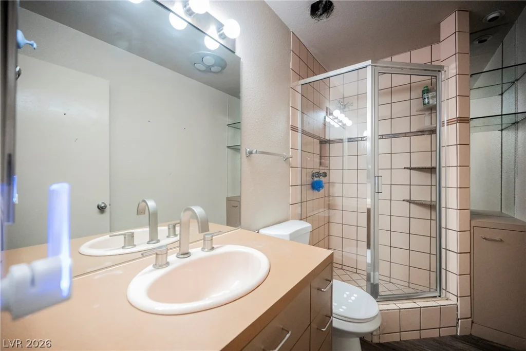 3823 Sinclair, Las Vegas, NV 89121