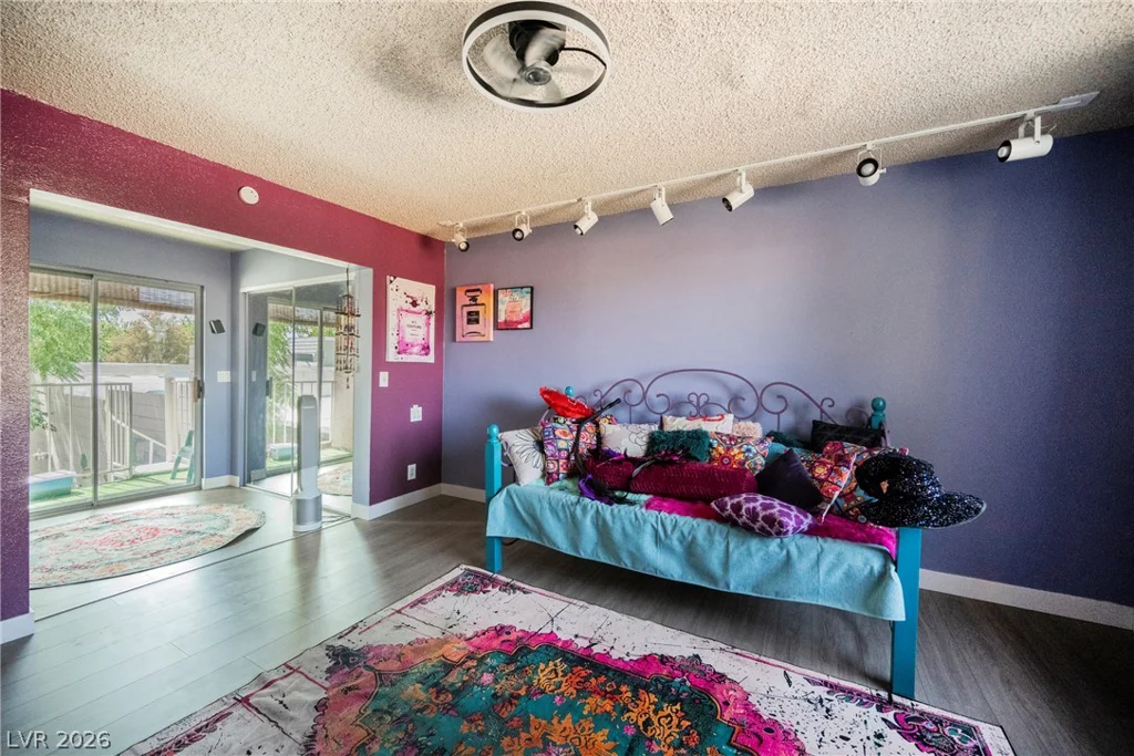 3823 Sinclair, Las Vegas, NV 89121